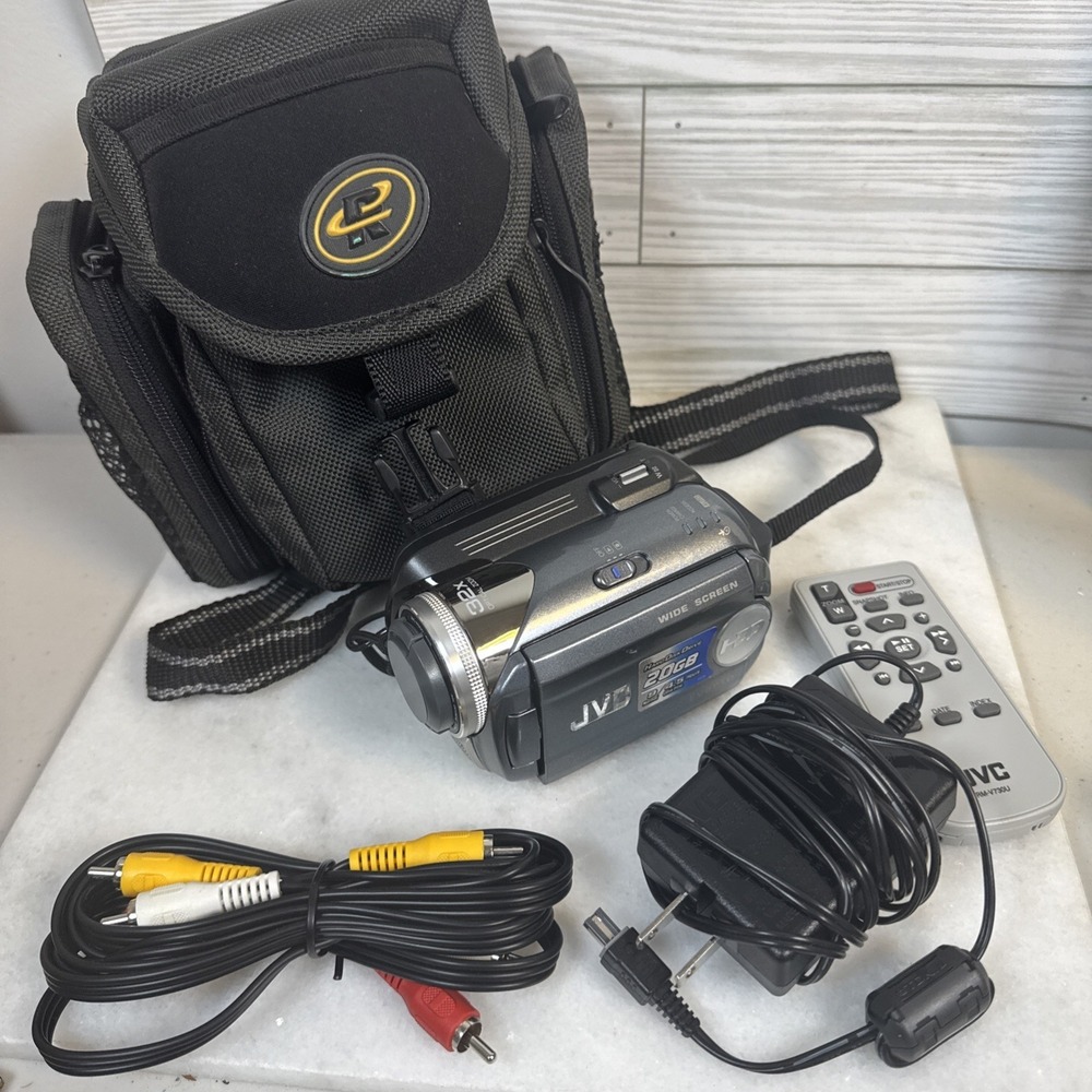 JVC GZ-MG27U Camcorder Everio Video Camera HDD 20GB No SD Card, Batteries+Cord